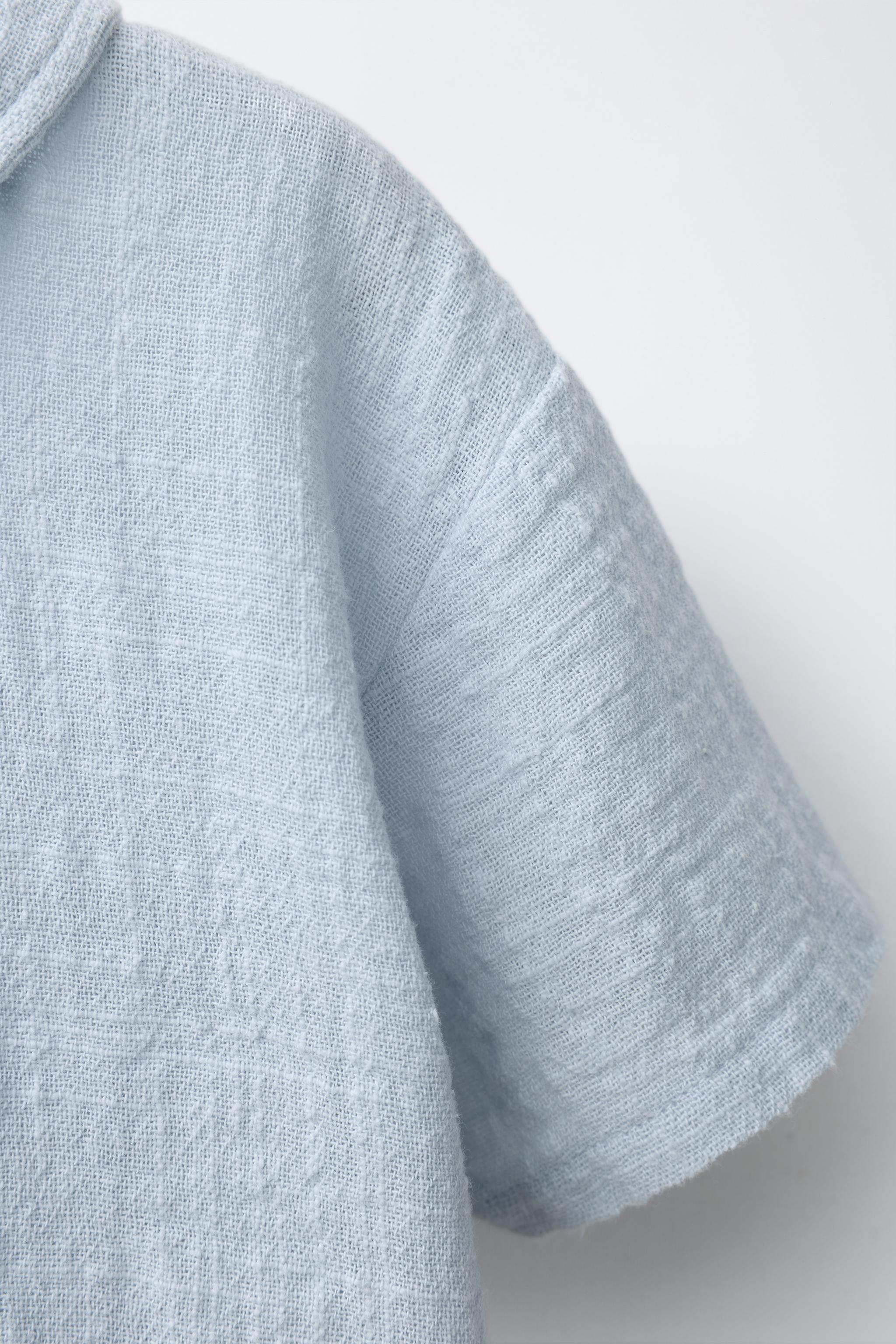 CHEMISE TEXTURÉE BIMATIÈRE À COL POLO